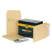 New Guardian Pocket Gusset Envelope C4 Peel and Seal Window Power-Tac 25mm Gusset 130gsm Manilla (Pack 100)