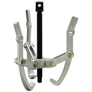 Puller With Three Adjustable Arms